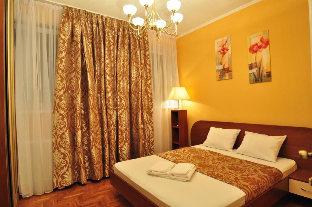 Status Guesthouse Kiev Dış mekan fotoğraf