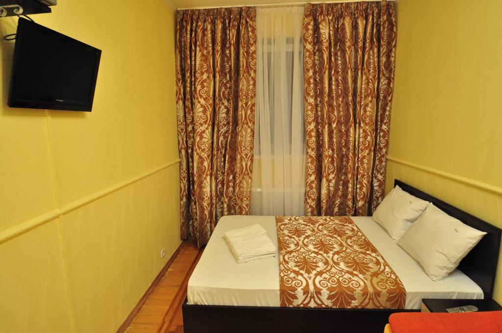 Status Guesthouse Kiev Oda fotoğraf